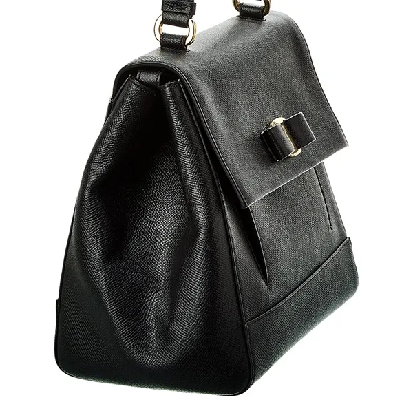Túi Đeo Vai Nữ Salvatore Ferragamo Women's Vara Bow Pebbled Leather Shoulder Bag Màu Đen