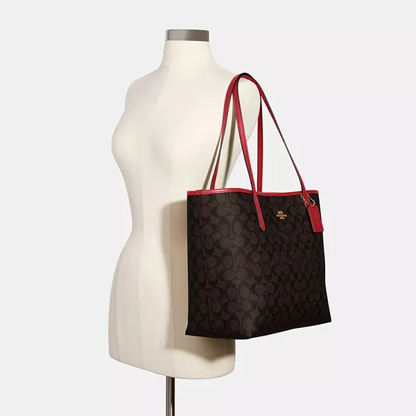 Túi Tote Nữ Coach City In Signature Canvas Im/Brown 1941 Red 5696 Màu Nâu Đen
