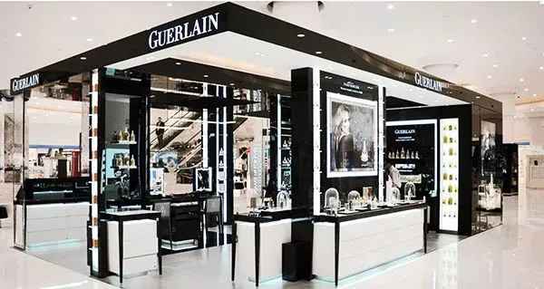 Vỏ Hộp Phấn Nước Guerlain Parure Gold Cushion An Exclusive Customisable And Refillable Jewel Case Màu Vàng