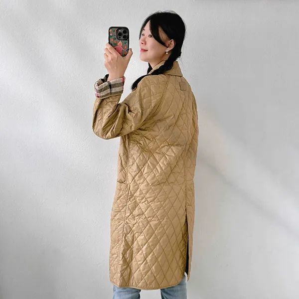 Áo Khoác Nữ Burberry Tything Diamond Quilt Trench Coat Jacket 8053043 Màu Be Size M