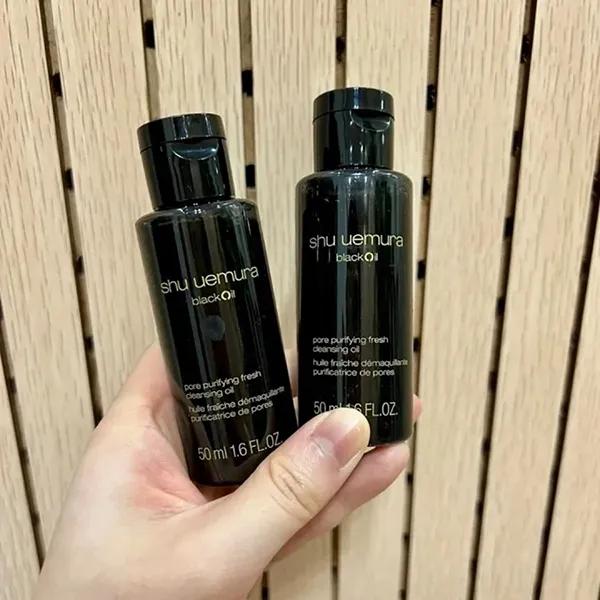 Dầu Tẩy Trang Làm Sạch Da Shu Uemura Black Cleansing Oil 50ml