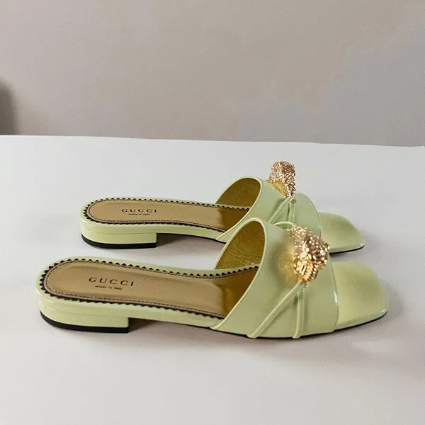 Dép Nữ Gucci Dionysus Green Crystal Snake Head Leather Slide Sandals Màu Xanh Size 36