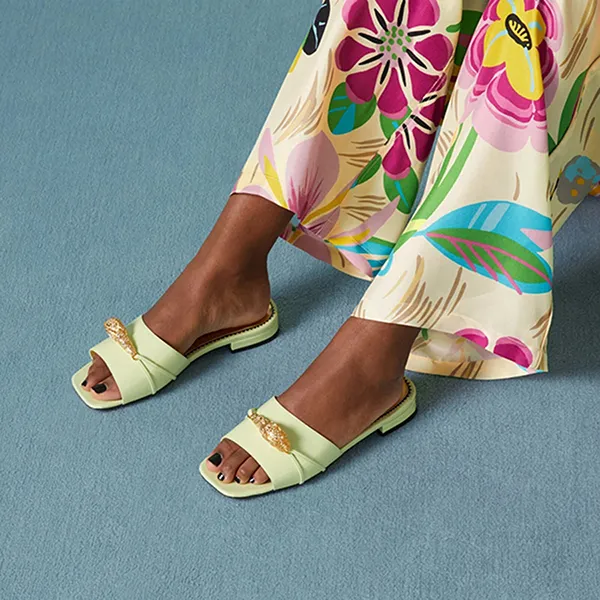 Dép Nữ Gucci Dionysus Green Crystal Snake Head Leather Slide Sandals Màu Xanh Size 36