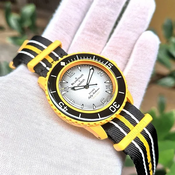 Đồng Hồ Nam Blancpain X Swatch Fifty Fathoms Bioceramic Pacific Ocean SO35P100 Màu Đen Vàng