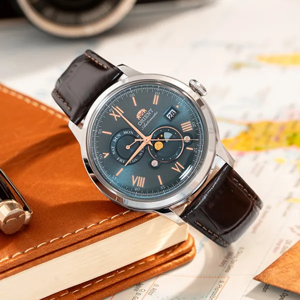 Đồng Hồ Nam Orient Bambino Automatic Watch RA-AK0805E30B Màu Nâu/Xanh