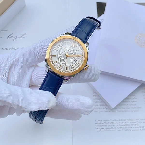 Đồng Hồ Nam Versace VEV900219 Icon Classic Watch 42mm Màu Xanh Vàng