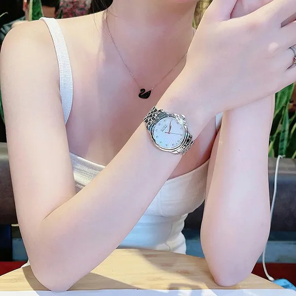 Đồng Hồ Nữ Bulova Quartz 63R147 Màu Bạc