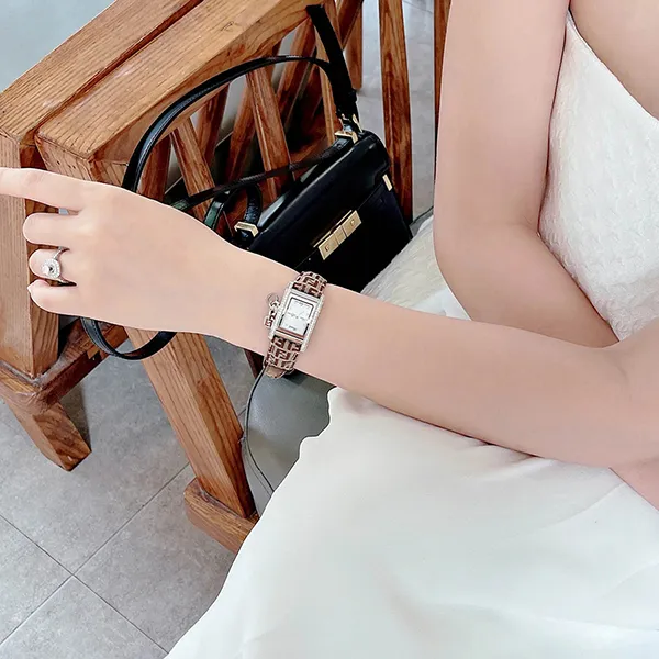 Đồng Hồ Nữ Fendi Classics F718342DC Màu Nâu Trắng