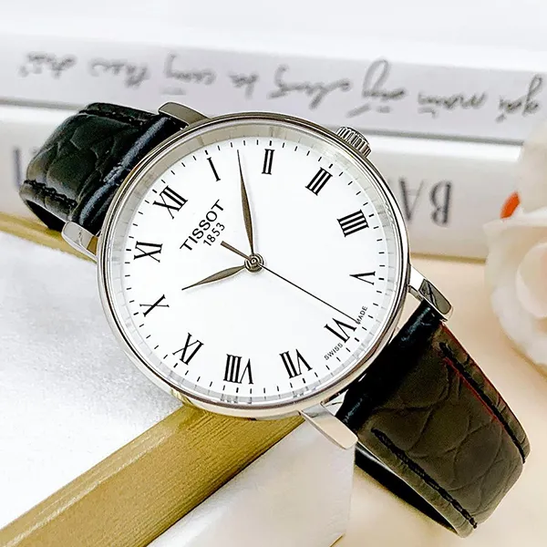 Đồng Hồ Nữ Tissot Everytime Quartz Watch T143.210.16.033.00 Màu Đen - Bạc
