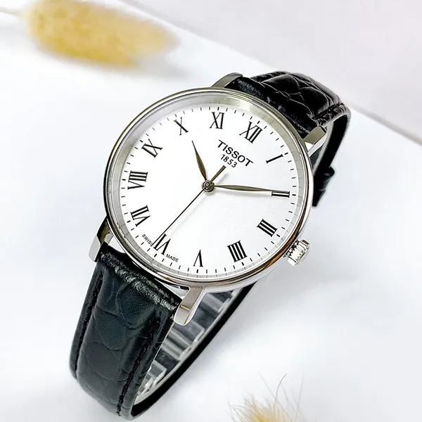 Đồng Hồ Nữ Tissot Everytime Quartz Watch T143.210.16.033.00 Màu Đen - Bạc