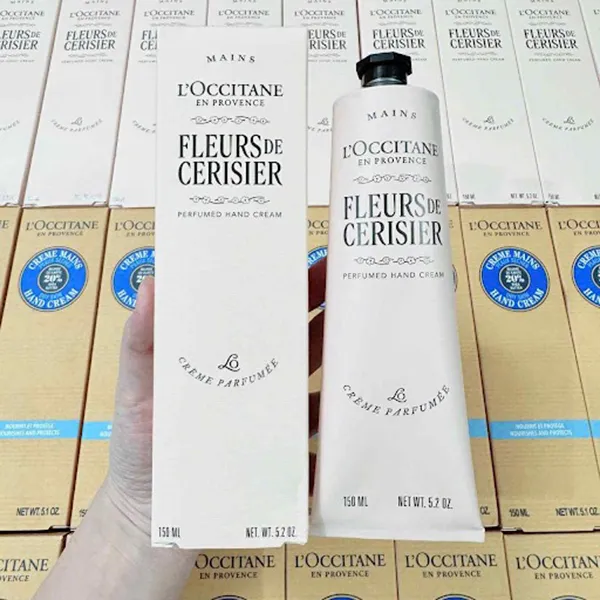 Kem Dưỡng Da Tay L'Occitane Cherry Fleurs De Ceriser Blossom Hand Cream 150ml