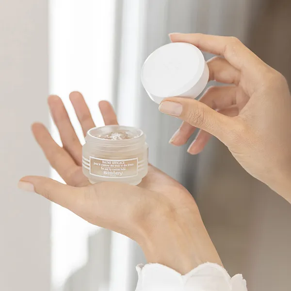 Kem Dưỡng Mắt Và Môi Sisley Paris Botanical Eye & Lip Contour Balm 30ml