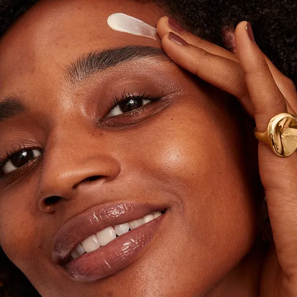 Kem Lót Dưỡng Ẩm Bobbi Brown Vitamin Enriched Face Base 100ml