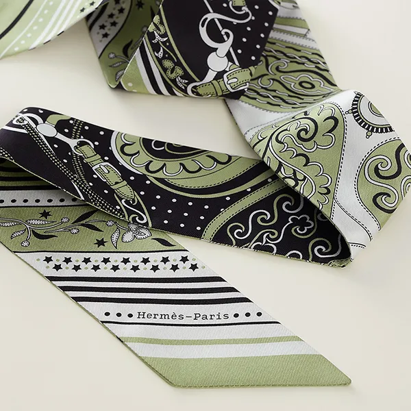 Khăn Nữ Hermès Festival Des Amazones Bandana Twilly H064217S 07 Màu Xanh Lá