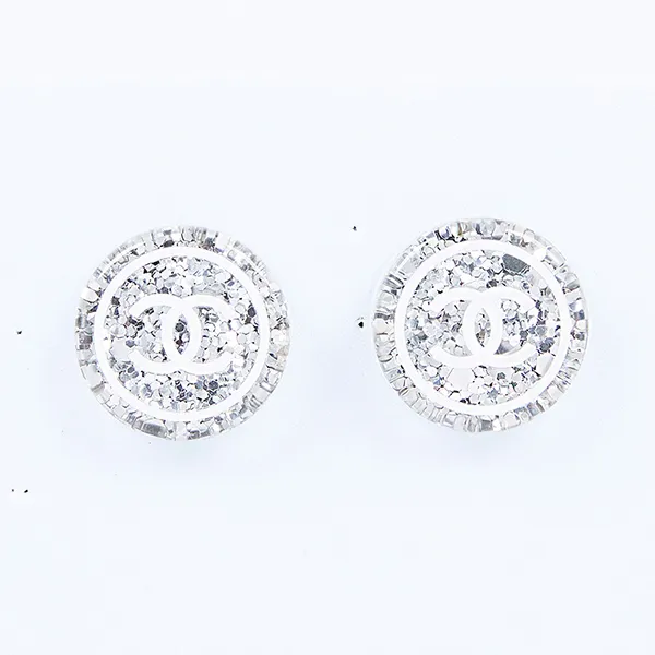 Khuyên Tai Nữ Chanel D25C Silver Sequined White Round Earrings Màu Trắng