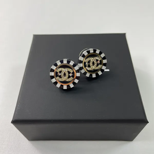 Khuyên Tai Nữ Chanel Round CC Logo Earrings Gold/Black/White (ABA113) Màu Đen Vàng