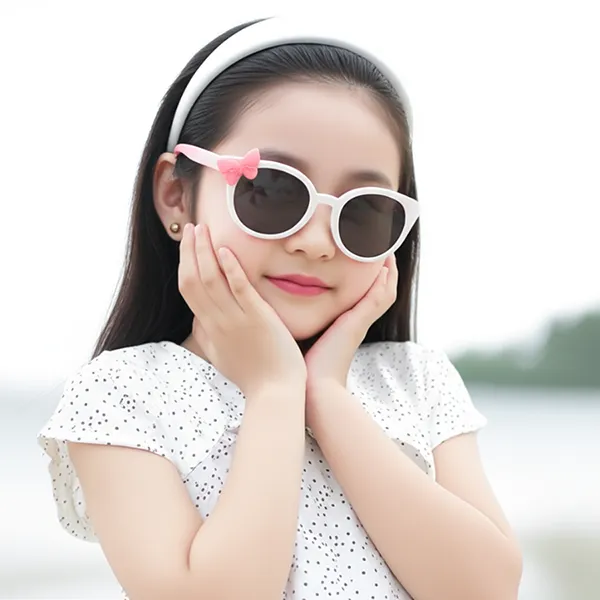 Kính Mát Trẻ Em Flyer F51803 C4 Màu Hồng Trắng