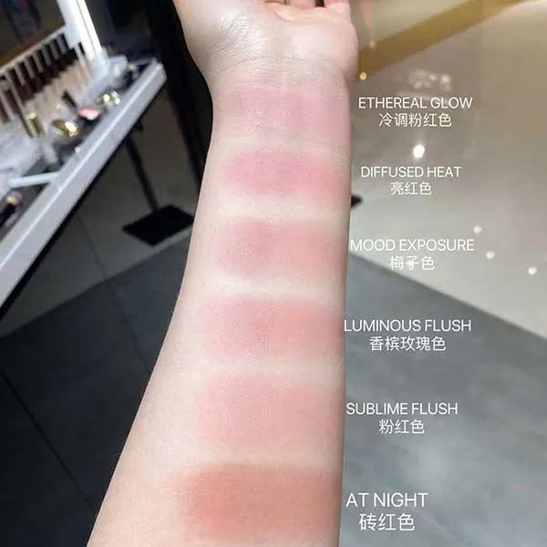 Phấn Má Hồng Hourglass Ambient Lighting Blush Màu Diffused Heat