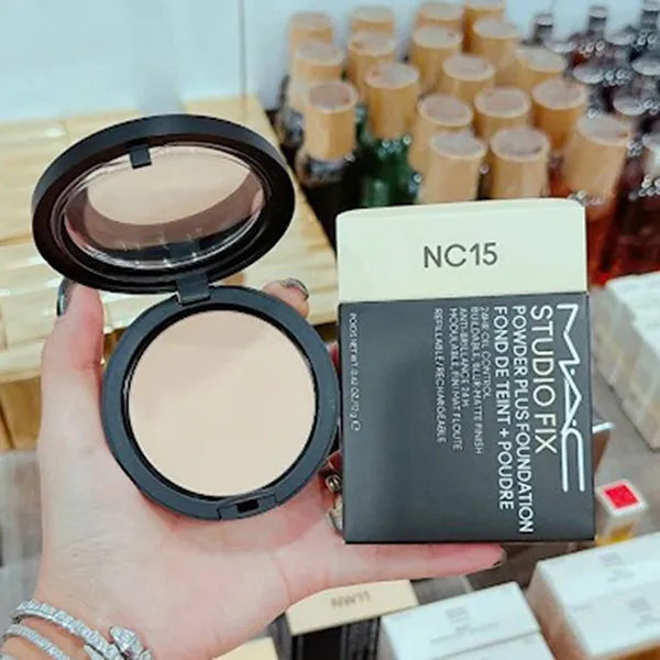 Phấn Phủ Dạng Nén MAC Studio Fix Powder Plus Foundation Toen NC15 12g