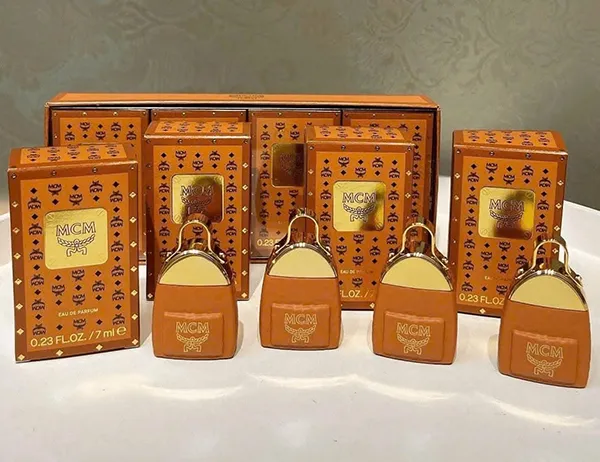 Set Nước Hoa Unisex MCM Mini Eau De Parfum (4 x 7ml)