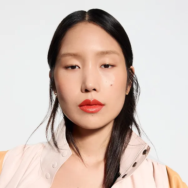 Son Dưỡng Louis Vuitton LV Rouge À Lèvres Satin 600 On The Edge Màu Cam San Hô