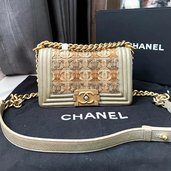 Túi Đeo Chéo Nữ Chanel Boy Chanel Chain Shoulder Bag Golden Màu Vàng Gold