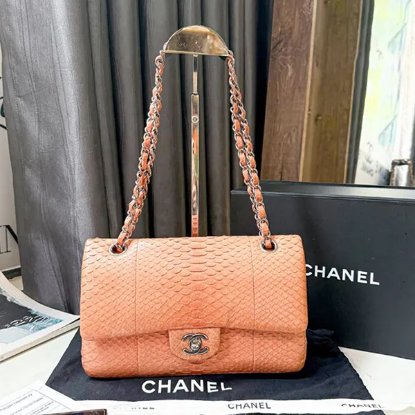 Túi Đeo Chéo Nữ Chanel Classic Double Flap Bag Python Jumbo Màu Hồng Cam