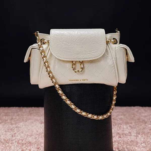 Túi Đeo Chéo Nữ Charles & Keith CNK Duo Quilted Two-Way Front Flap Backpack Backpack Cream CK2-60782702 Màu Kem