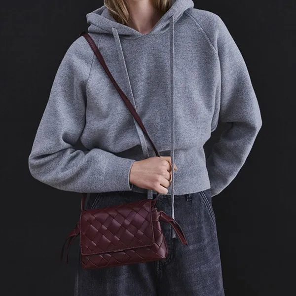 Túi Đeo Chéo Nữ Charles & Keith CNK Ivette Recycled Suede Woven Crossbody Bag Wineberry Red CK2-80151564-1 Màu Đỏ Mận