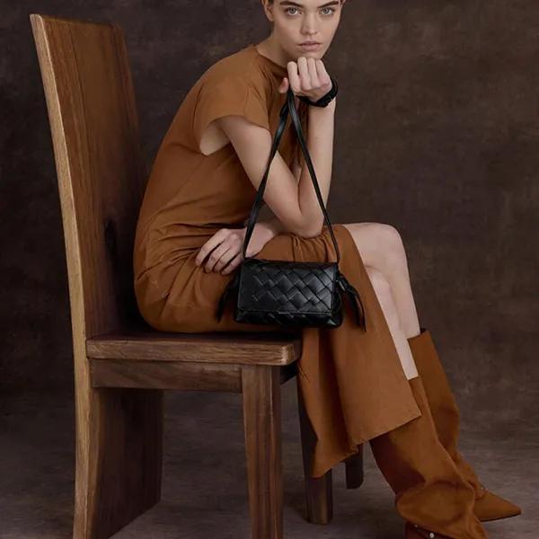 Túi Đeo Chéo Nữ Charles & Keith CNK Ivette Recycled Suede Woven Crossbody Bag Noir CK2-80151564-1 Màu Đen