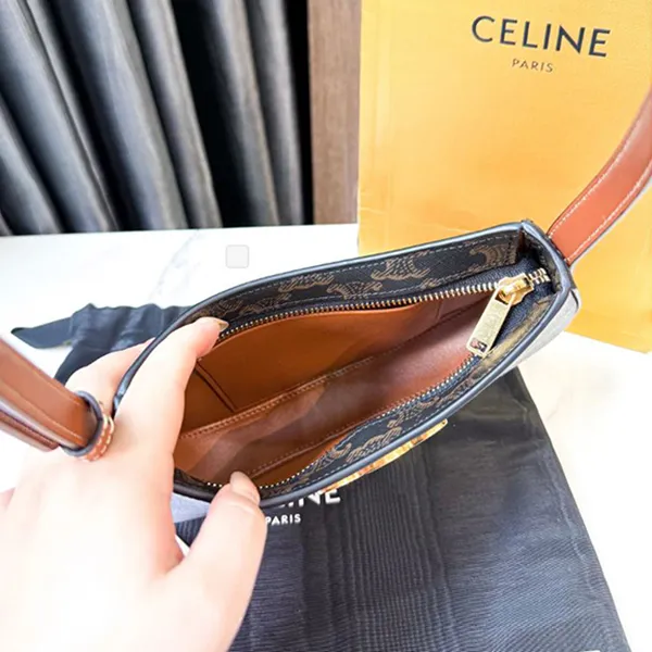 Túi Đeo Vai Nữ Celine Tilly Medium Bag in Triomphe Canvas And Calfskin Màu Nâu Đen