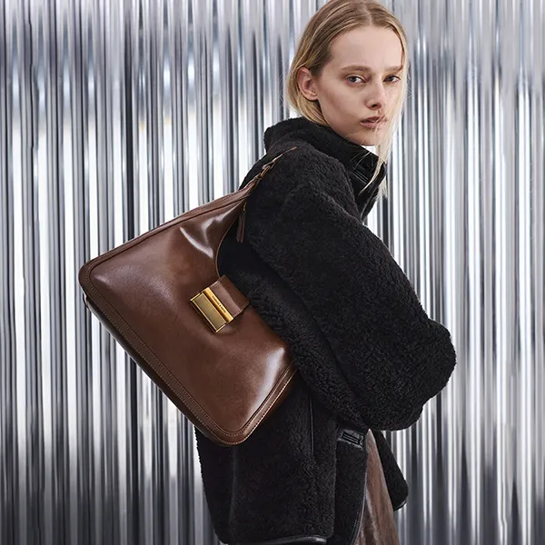 Túi Đeo Vai Nữ Charles & Keith CNK Charlot Hobo Bag Dark Brown CK2-40840561 Màu Nâu