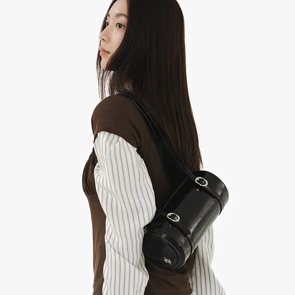 Túi Đeo Vai Nữ Find Kapoor Pillow Bag 23 Black Màu Đen