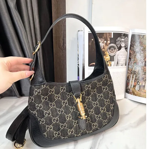 Túi Đeo Vai Nữ Gucci Jackie 1961 Small Shoulder Leather Black 678843-UN3AG-1294 Màu Đen Xám
