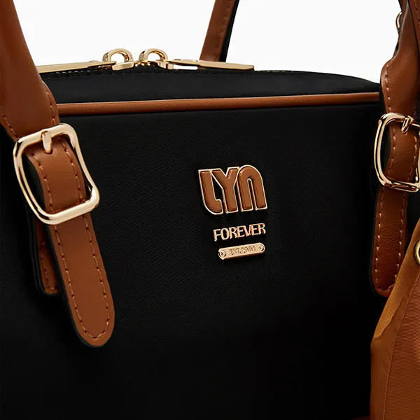 Túi Đeo Vai Nữ Lyn Malik M Shoulder Bag Black LL25FBF040 Màu Đen