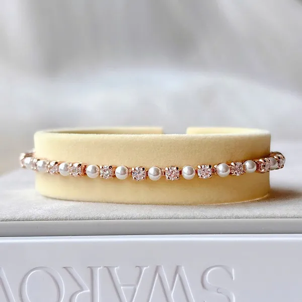 Vòng Đeo Tay Nữ Swarovski Crystal Pearl Round Cuts White/ Rose Gold-Tone Plated 5729506 Màu Vàng Hồng