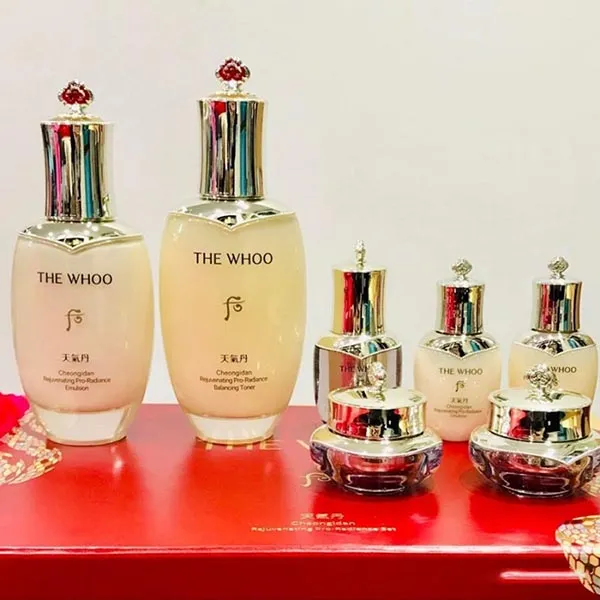 Bộ Dưỡng Da Whoo Cheongidan Radiant Special Set 7 Món