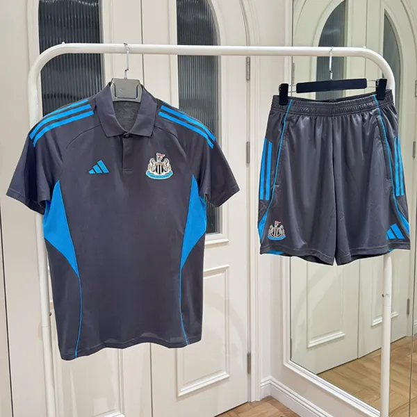 Bộ Thể Thao Tennis/PickleBall Nam Adidas Newcastle United FC Training Màu Xám Size XS (Form Âu) (Quần Up Size)