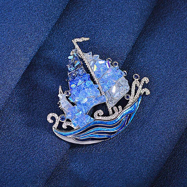 Cài Áo Nữ Meri Blue Sailboat BR911 Màu Xanh