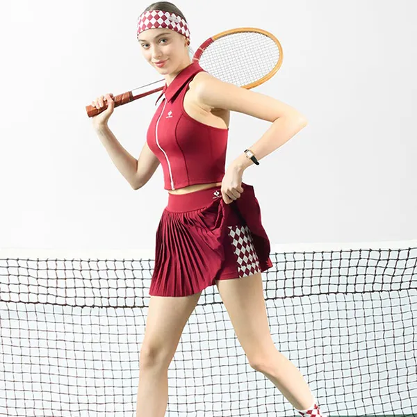 Chân Váy Pickleball Nữ Pom Pêche Bias-Cut Pleated Tennis Skirt - Ancora Red Màu Đỏ