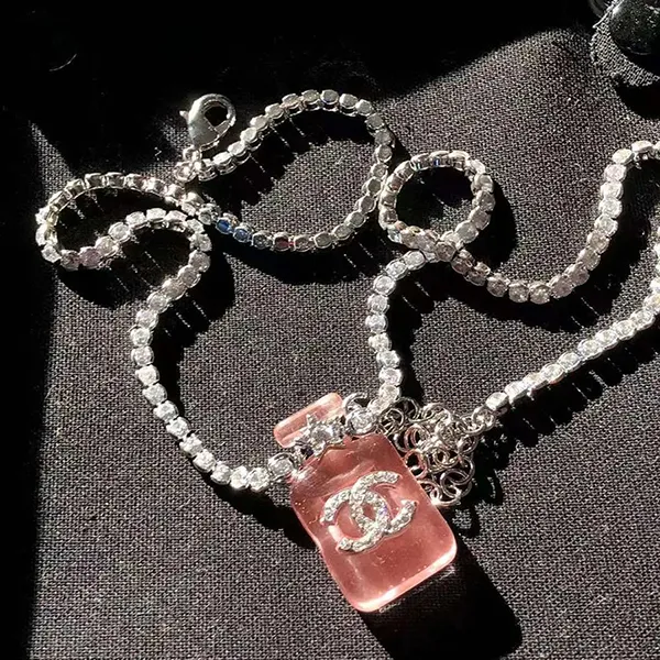 Dây Chuyền Nữ Chanel Perfume Bottle Necklace Crystal Silver Tone Màu Bạc