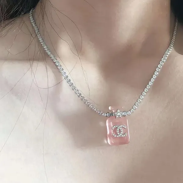 Dây Chuyền Nữ Chanel Perfume Bottle Necklace Crystal Silver Tone Màu Bạc