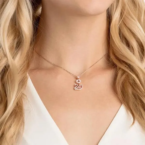 Dây Chuyền Swarovski Dazzling Swan Y Necklace Multi Colored Rose Gold Tone Plated 5473024 Màu Vàng Hồng