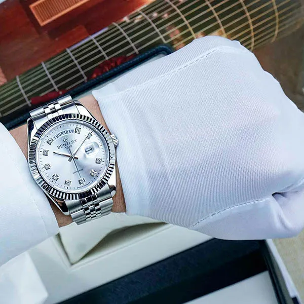 Đồng Hồ Nam Bentley Quartz Watch BL2333-10MWWI-MS-T Màu Bạc