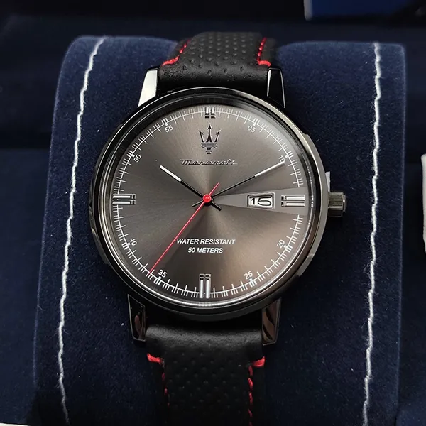 Đồng Hồ Nam Maserati Eleganza Black Dial Black Leather Strap Quartz Watch R8851130001 Màu Đen