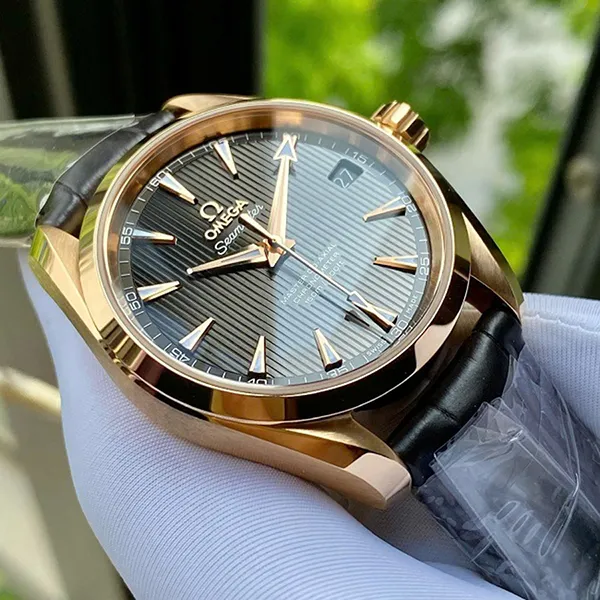 Đồng Hồ Nam Omega Seamaster Aqua Terra 18K Rose Gold 23153392106003 Màu Đen/ Vàng Hồng