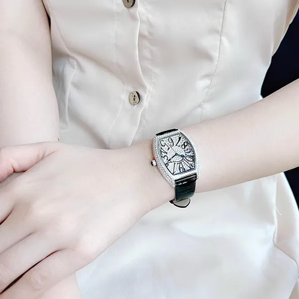 Đồng Hồ Nữ Christian Van Sant Women's Elegant White Dial Watch CV4821B Màu Đen
