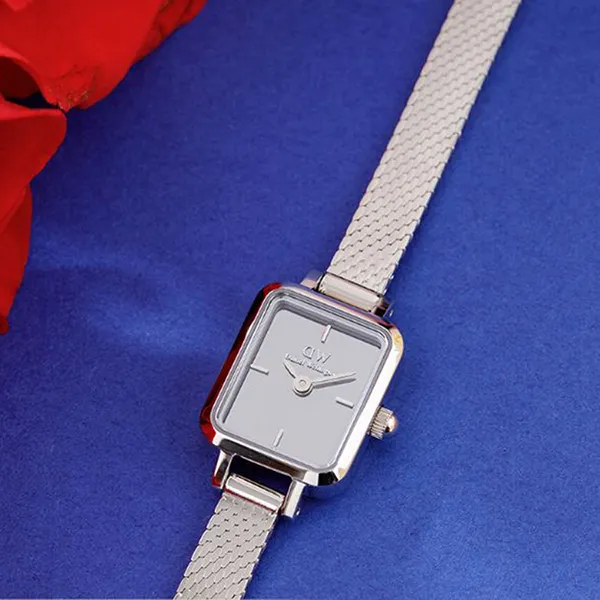 Đồng Hồ Nữ Daniel Wellington DW00100800 Quadro Mini Reflection Màu Bạc