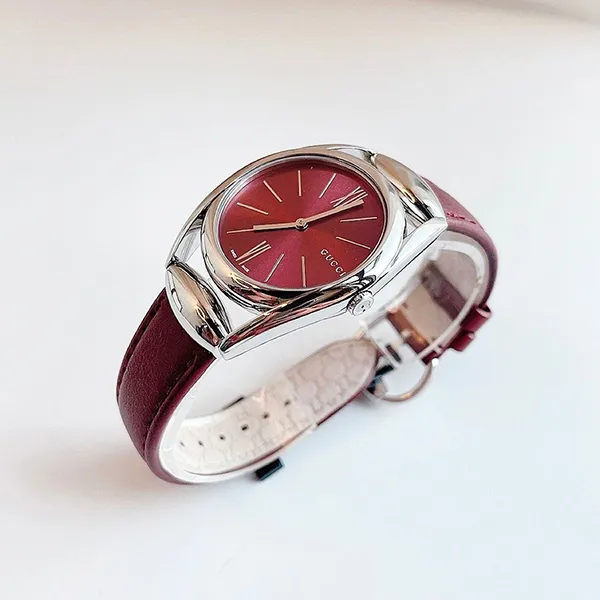 Đồng Hồ Nữ Gucci Horsebit Black Leather Ladies Watch 34mm YA139402 Màu Đỏ Tím