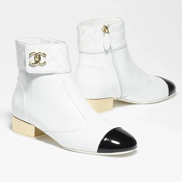 Giày Boot Nữ Chanel Patent Leather Ankle Màu Trắng Size 36.5